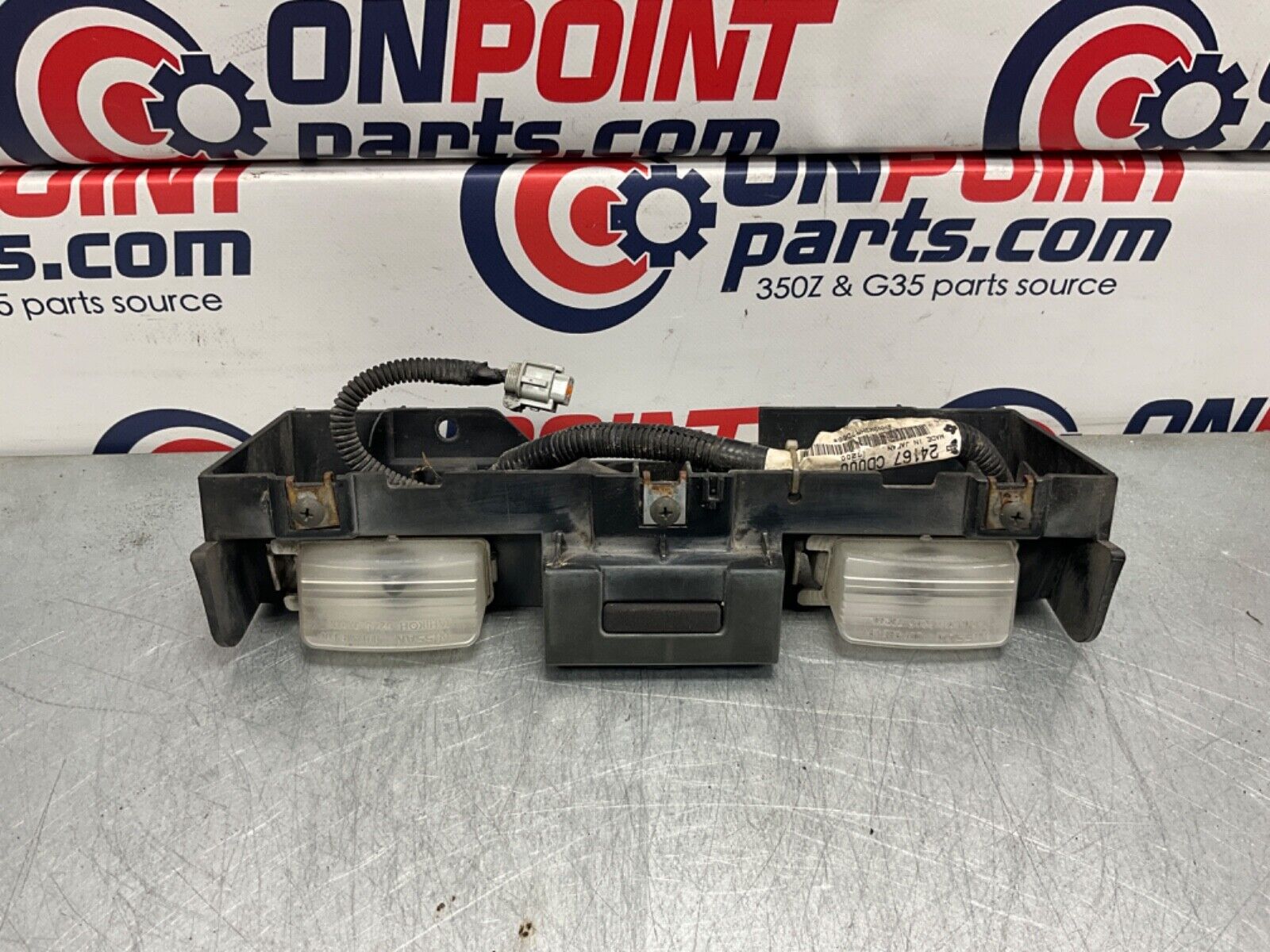 2003 Nissan Z33 350Z Rear Bumper License Plate Light Assembly OEM 21BKGEI - On Point Parts Inc