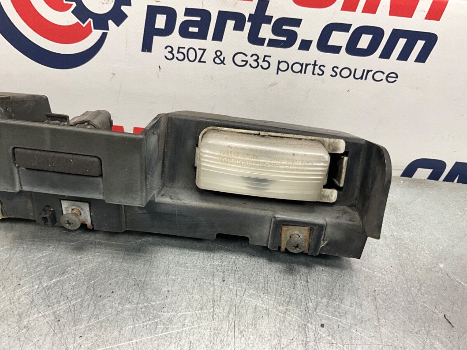 2003 Nissan Z33 350Z Rear Bumper License Plate Light Assembly OEM 21BKGEI - On Point Parts Inc
