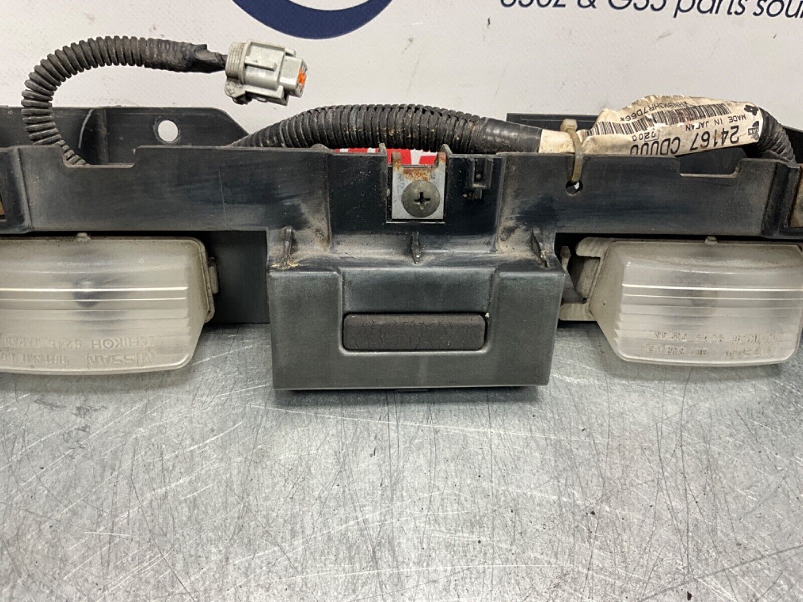 2003 Nissan Z33 350Z Rear Bumper License Plate Light Assembly OEM 21BKGEI - On Point Parts Inc