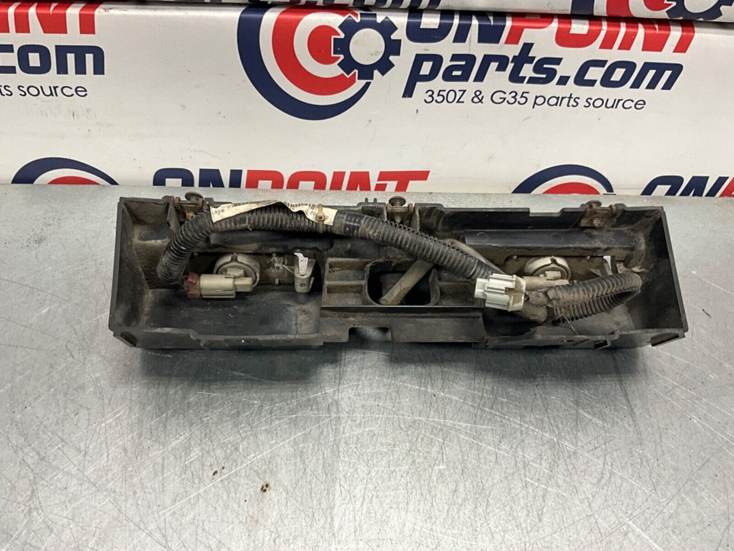 2003 Nissan Z33 350Z Rear Bumper License Plate Light Assembly OEM 21BKGEI - On Point Parts Inc