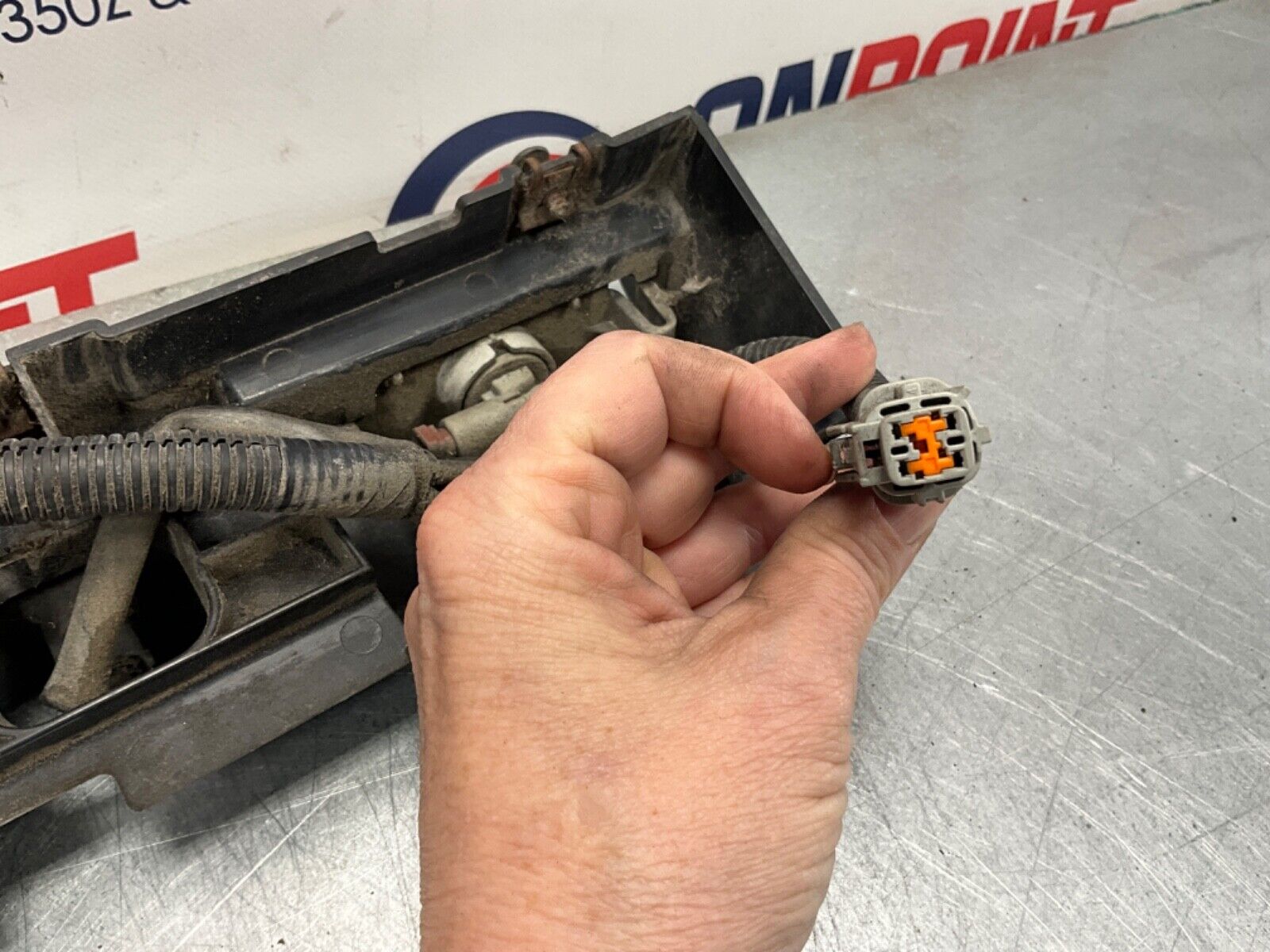 2003 Nissan Z33 350Z Rear Bumper License Plate Light Assembly OEM 21BKGEI - On Point Parts Inc