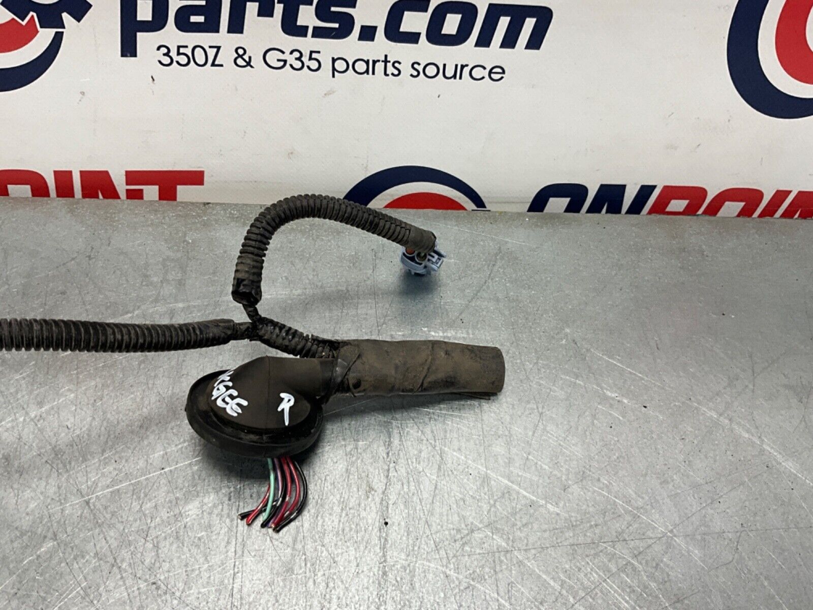 2003 Nissan Z33 350Z Passenger Right Tail Light Pigtail Connector OEM 21BKGEE - On Point Parts Inc