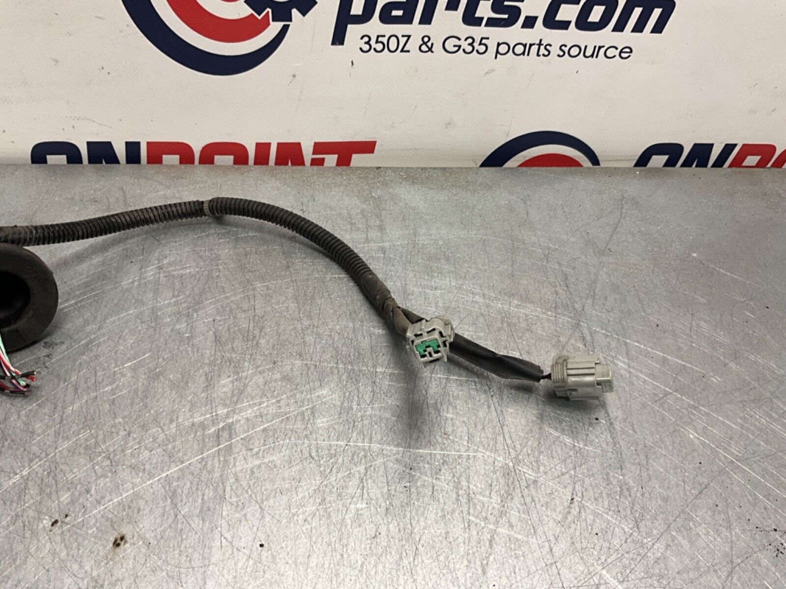 2003 Nissan Z33 350Z Passenger Right Tail Light Pigtail Connector OEM 21BKGEE - On Point Parts Inc