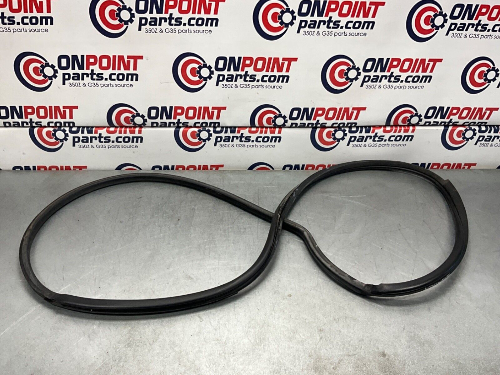 2003 Nissan Z33 350Z Driver Left Inner Door Body Seal OEM 21BKGEA - On Point Parts Inc