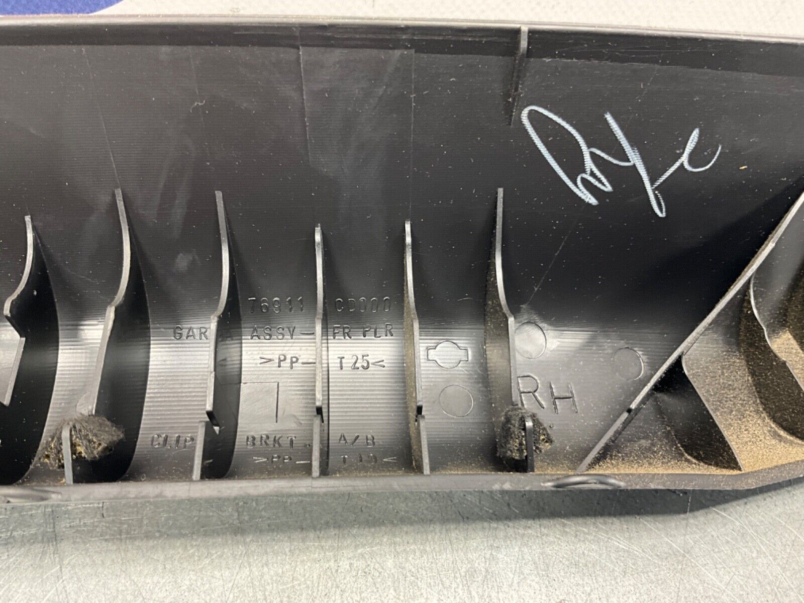 2003 Nissan Z33 350Z Passenger Right Interior A Pillar Trim 76911 OEM 21BKGE7 - On Point Parts Inc