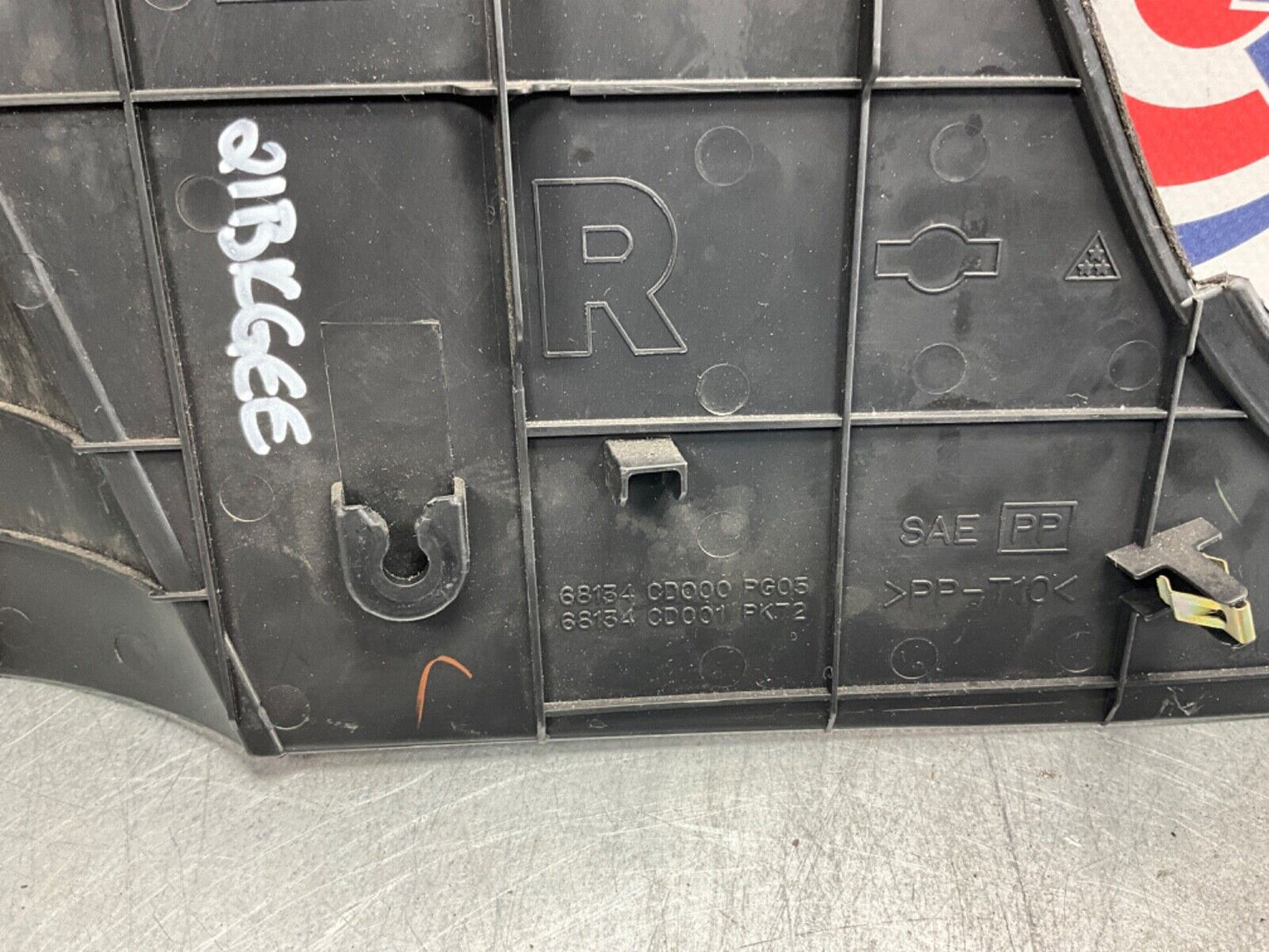 2003 Nissan Z33 350Z Passenger Right Center Console Knee Kick Panel OEM 21BKGEE - On Point Parts Inc