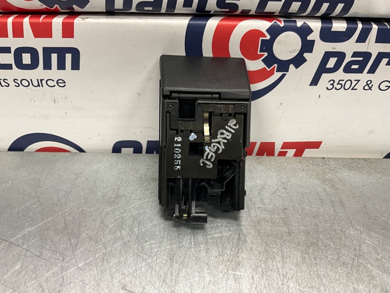 2003 Nissan Z33 350Z Passenger Right Dash Pop Out Cupholder OEM 21BKGEC - On Point Parts Inc