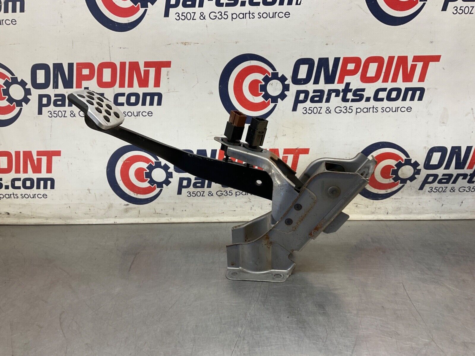 2003 Nissan Z33 350Z Brake Pedal with Bracket Manual OEM 21BKGEI - On Point Parts Inc