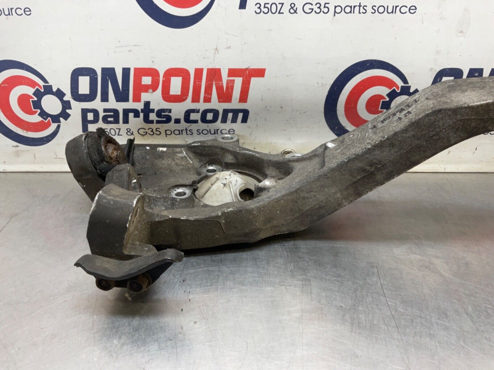 03NissanZ33 350Z Passenger Front Steering Suspension Spindle Knuckle OEM 21BKGEK - On Point Parts Inc