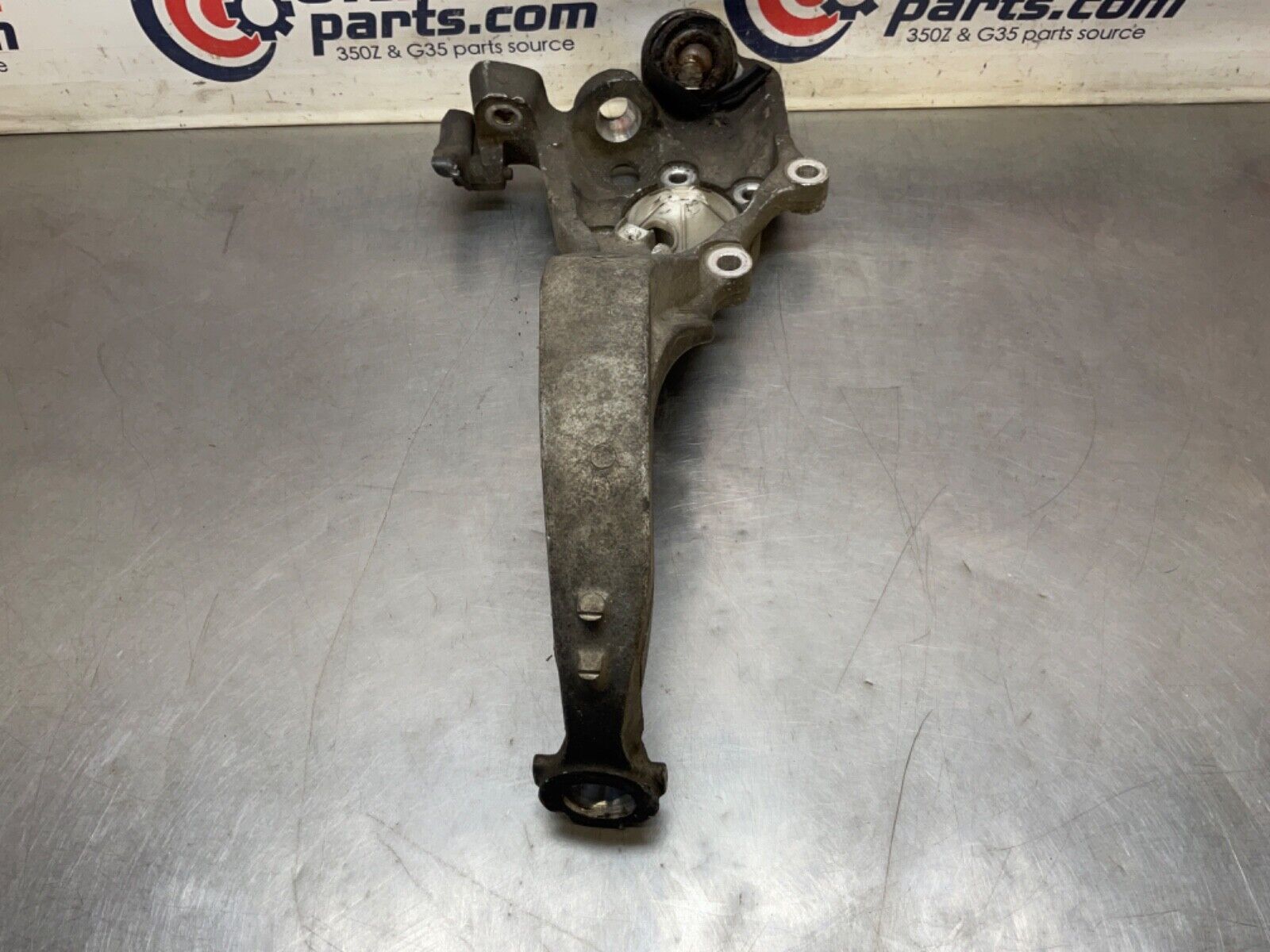 03NissanZ33 350Z Passenger Front Steering Suspension Spindle Knuckle OEM 21BKGEK - On Point Parts Inc