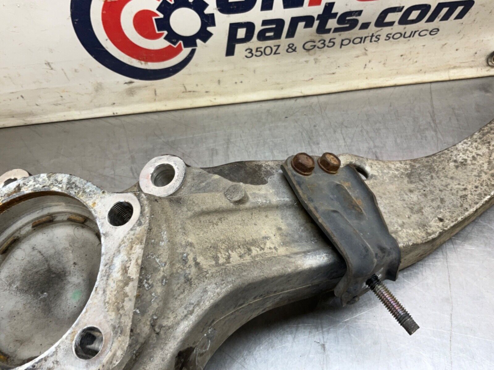 2003 Nissan Z33 350Z Driver Left Front Steering Knuckle Spindle