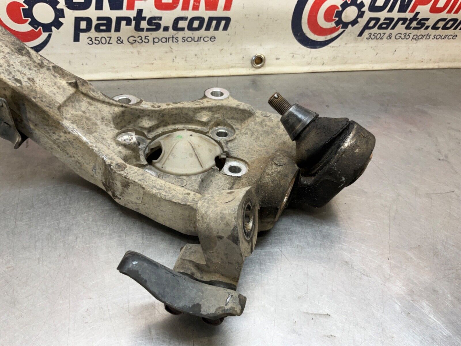 2003 Nissan Z33 350Z Driver Left Front Steering Knuckle Spindle