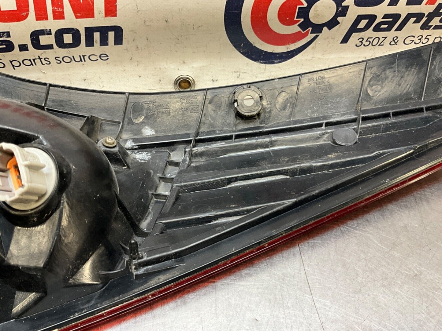 2004 Nissan Z33 350Z Driver Left Tail Light Assembly OEM 22BLCF2 - On Point Parts Inc