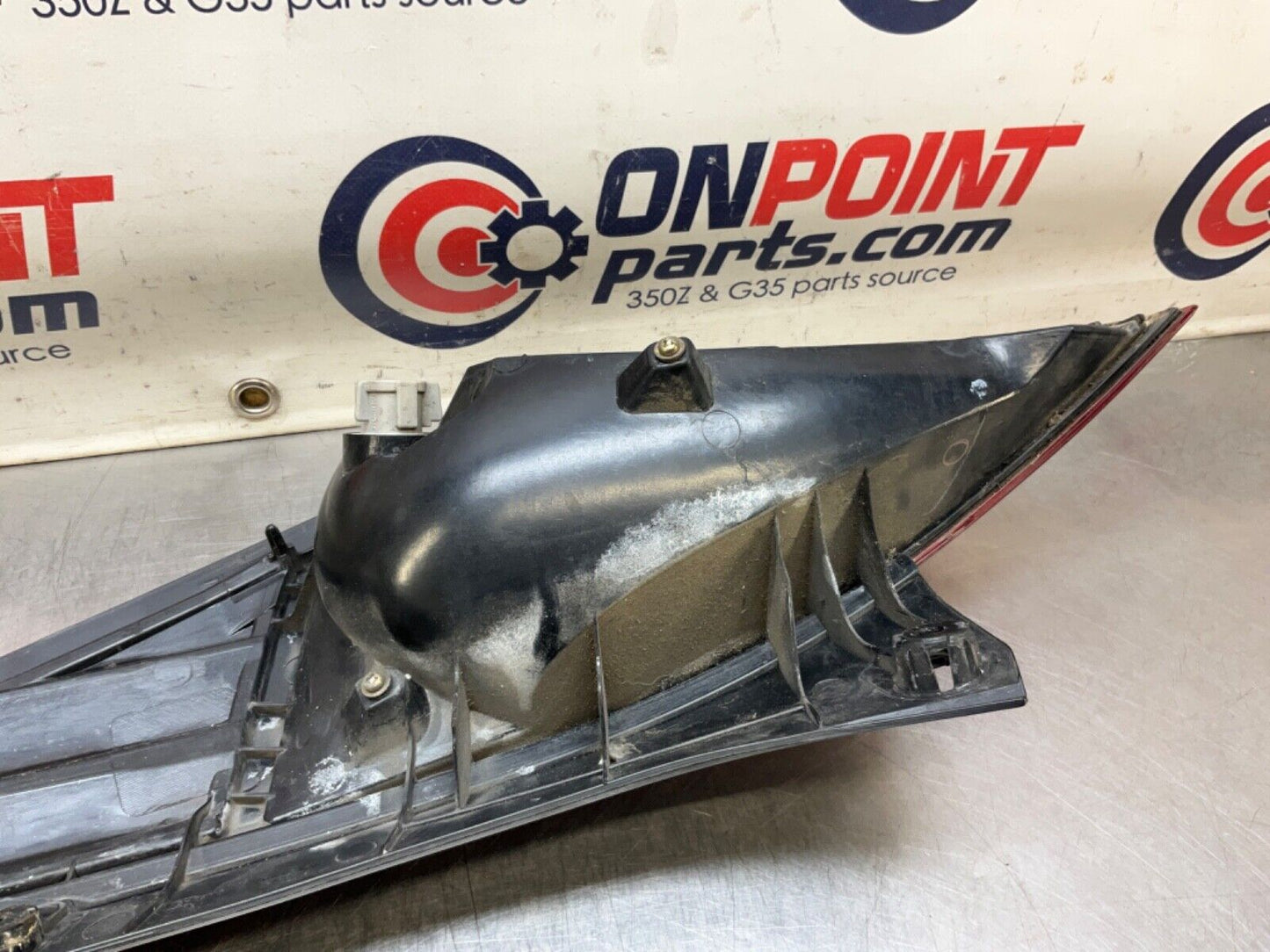 2004 Nissan Z33 350Z Driver Left Tail Light Assembly OEM 22BLCF2 - On Point Parts Inc