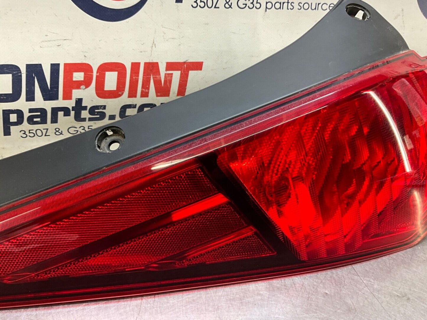 2004 Nissan Z33 350Z Driver Left Tail Light Assembly OEM 22BLCF2 - On Point Parts Inc