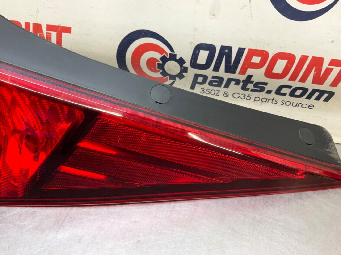 2004 Nissan Z33 350Z Passenger Right Tail Light Assembly OEM 22BLCF2 - On Point Parts Inc