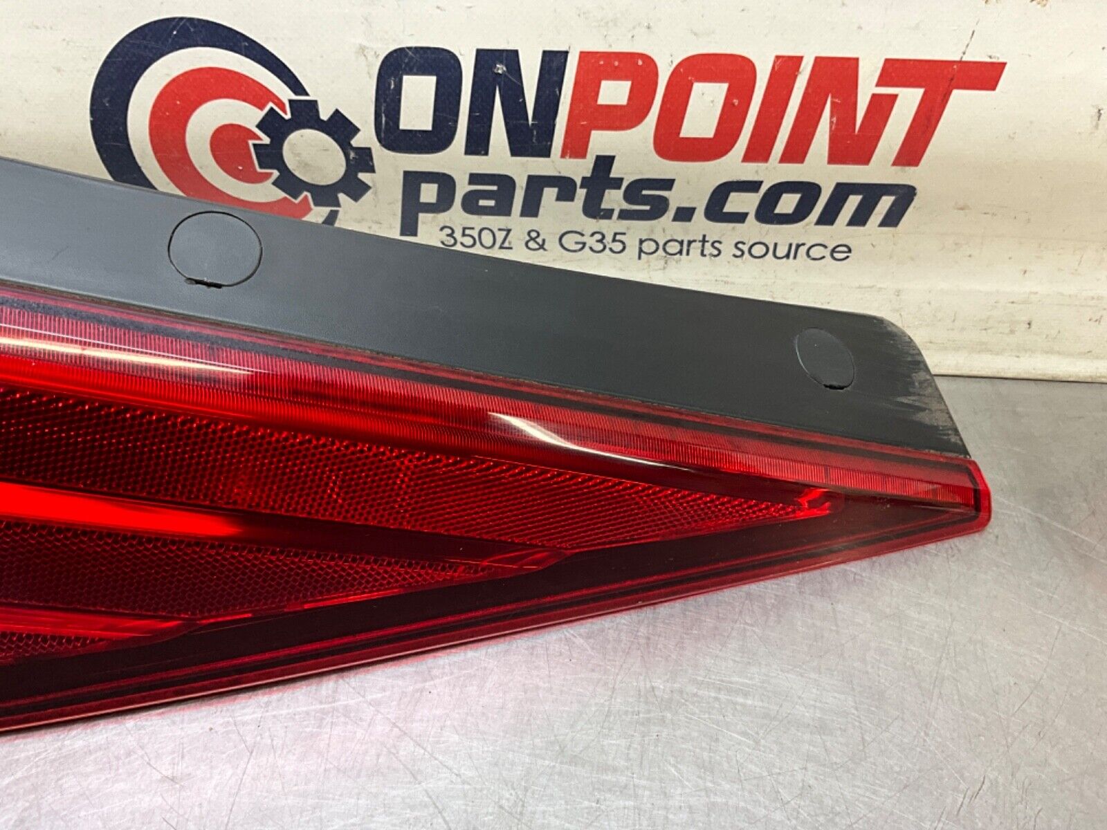 2004 Nissan Z33 350Z Passenger Right Tail Light Assembly OEM 22BLCF2 - On Point Parts Inc