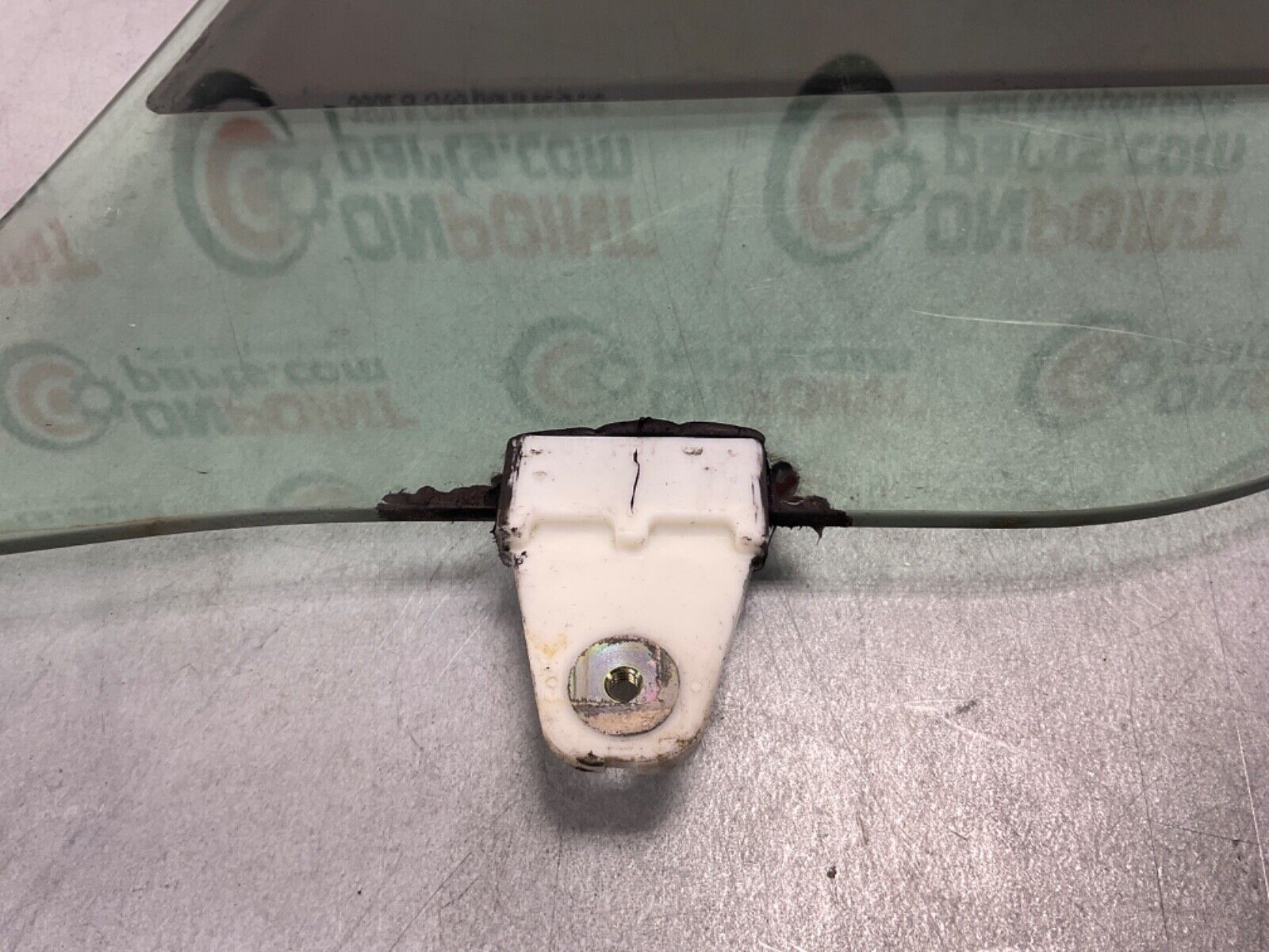 2004 Nissan Z33 350Z Passenger Right Door Window Glass OEM 22BLCF1 - On Point Parts Inc