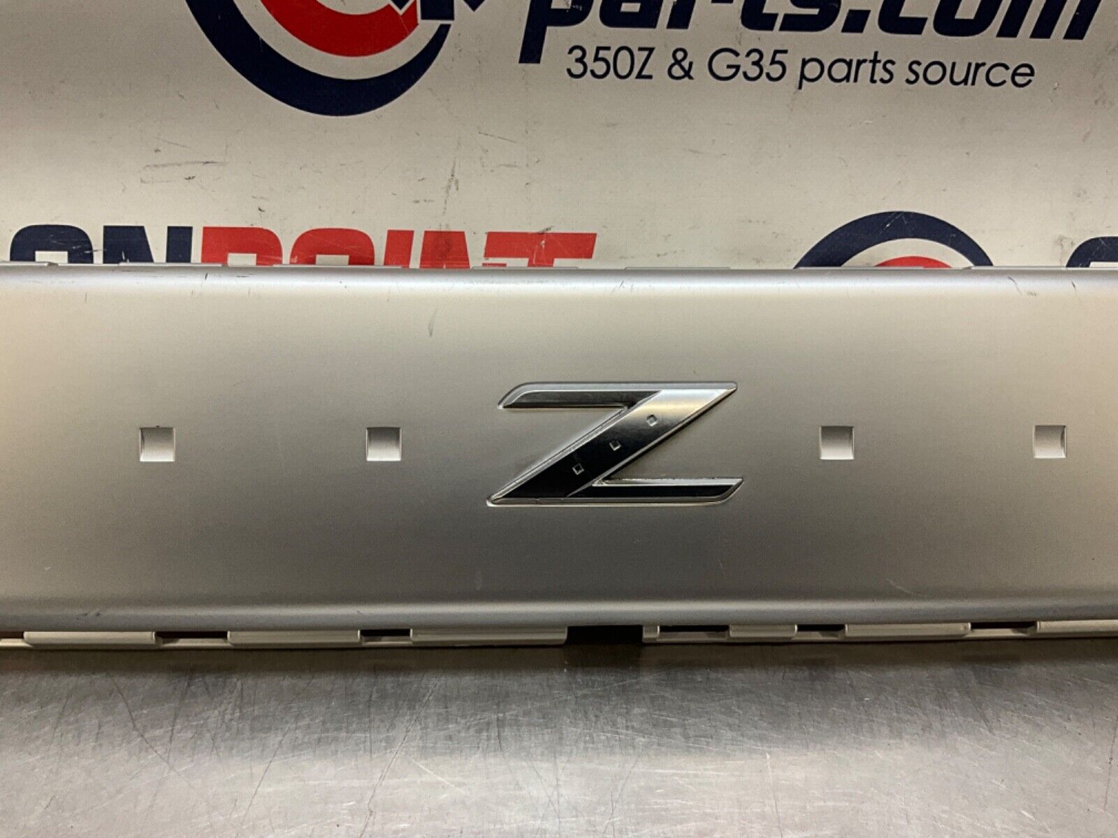 2004 Nissan Z33 350Z Rear Trunk Strut Bar Cover 93130 OEM 22BLCF7 - On Point Parts Inc