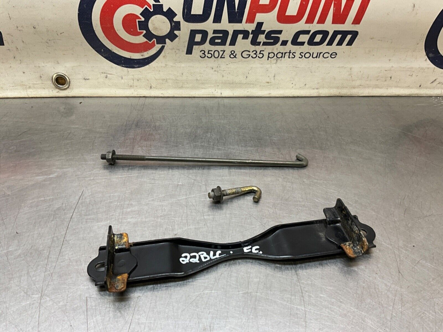 2004 Nissan Z33 350Z Battery Hold Down Bracket Hardware OEM 22BLCFE - On Point Parts Inc