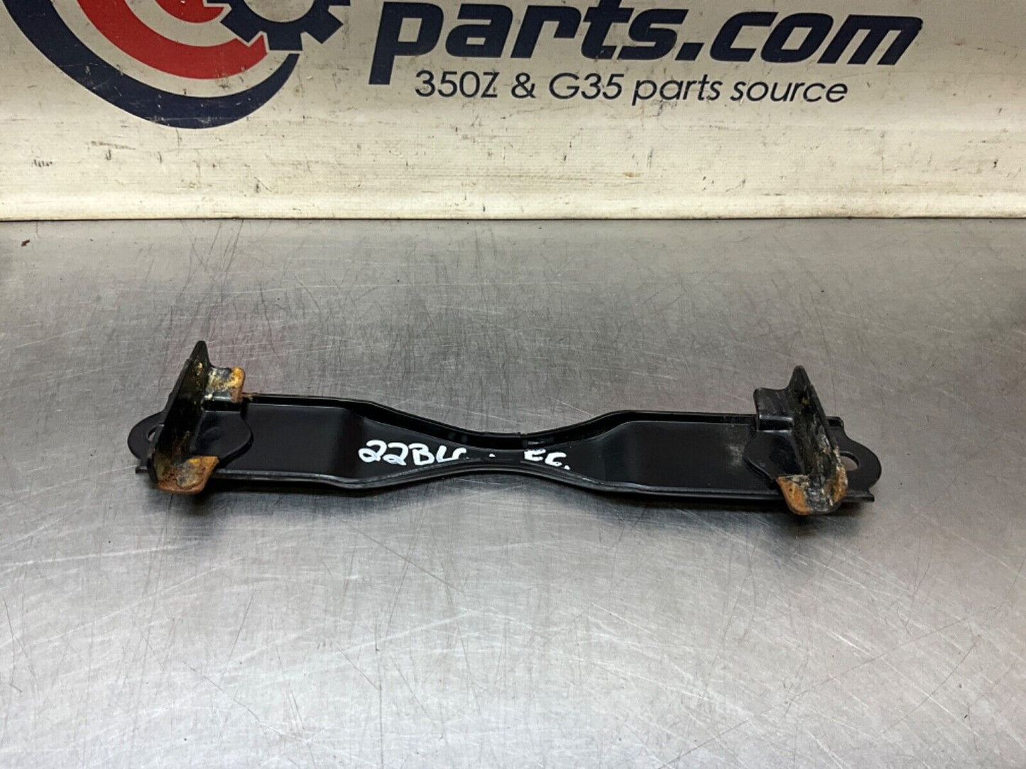 2004 Nissan Z33 350Z Battery Hold Down Bracket Hardware OEM 22BLCFE - On Point Parts Inc