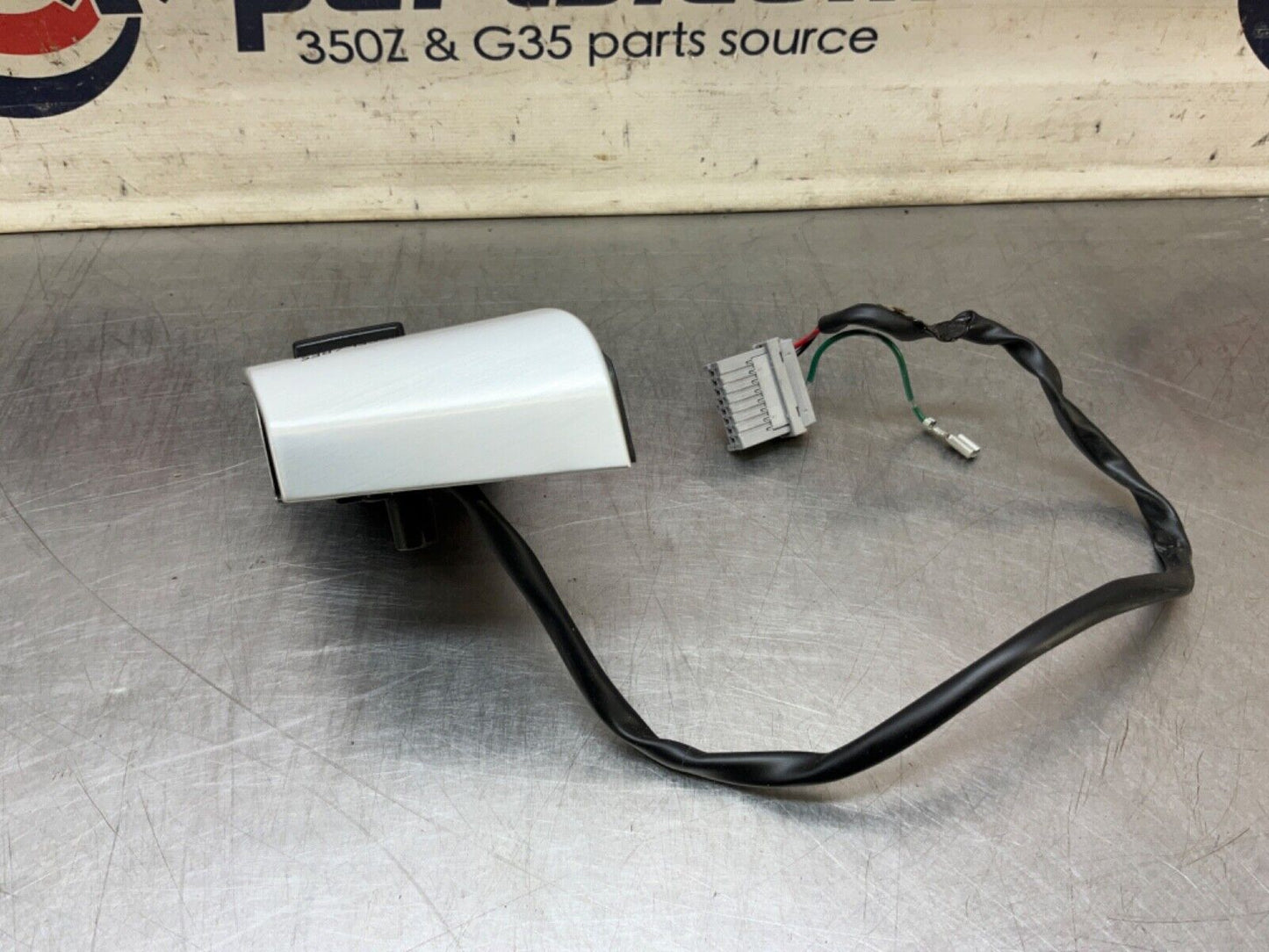 2004 Nissan Z33 350Z Steering Wheel Cruise Control Switch Cap OEM 22BLCFA - On Point Parts Inc