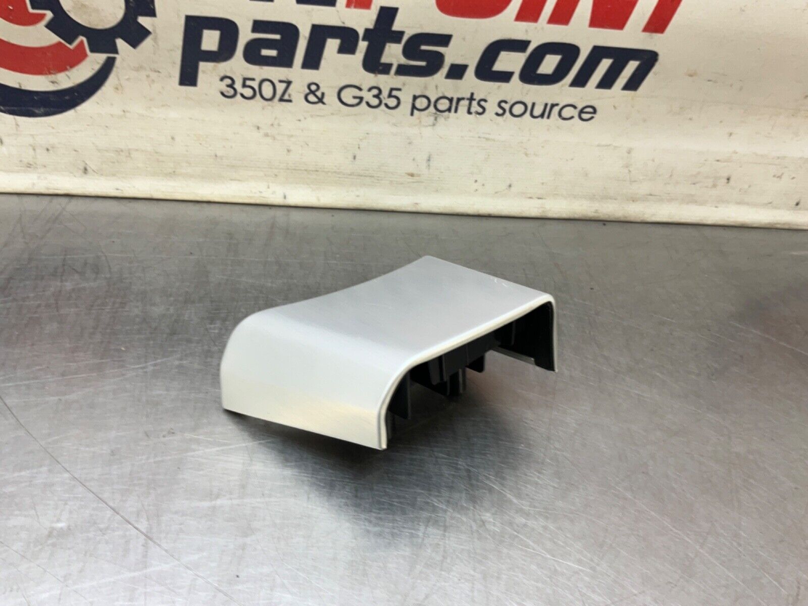 2004 Nissan Z33 350Z Steering Wheel Cruise Control Switch Cap OEM 22BLCFA - On Point Parts Inc