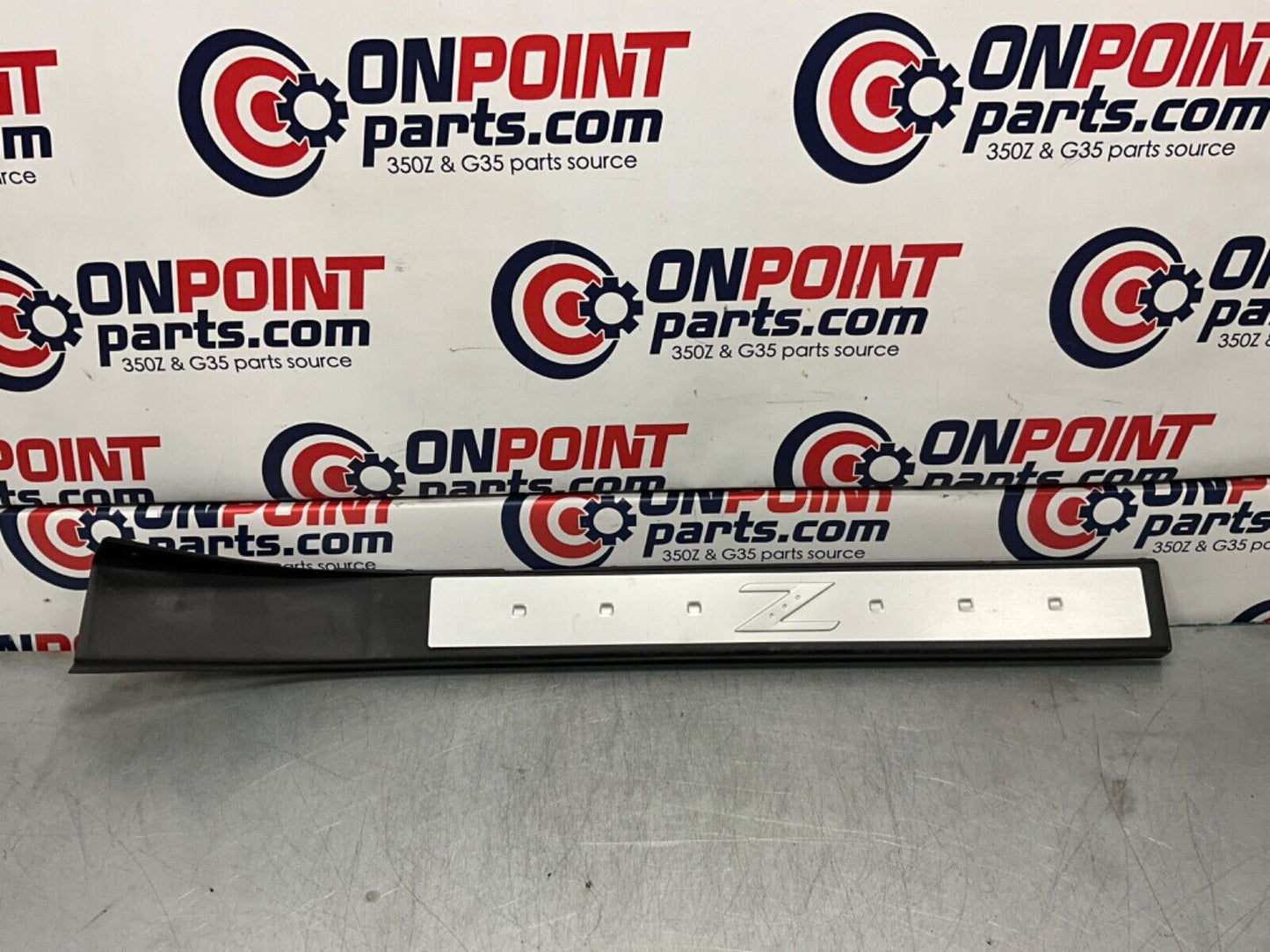 2004 Nissan Z33 350Z Passenger Right Door Threshold Kick Plate OEM 22BLCF7 - On Point Parts Inc