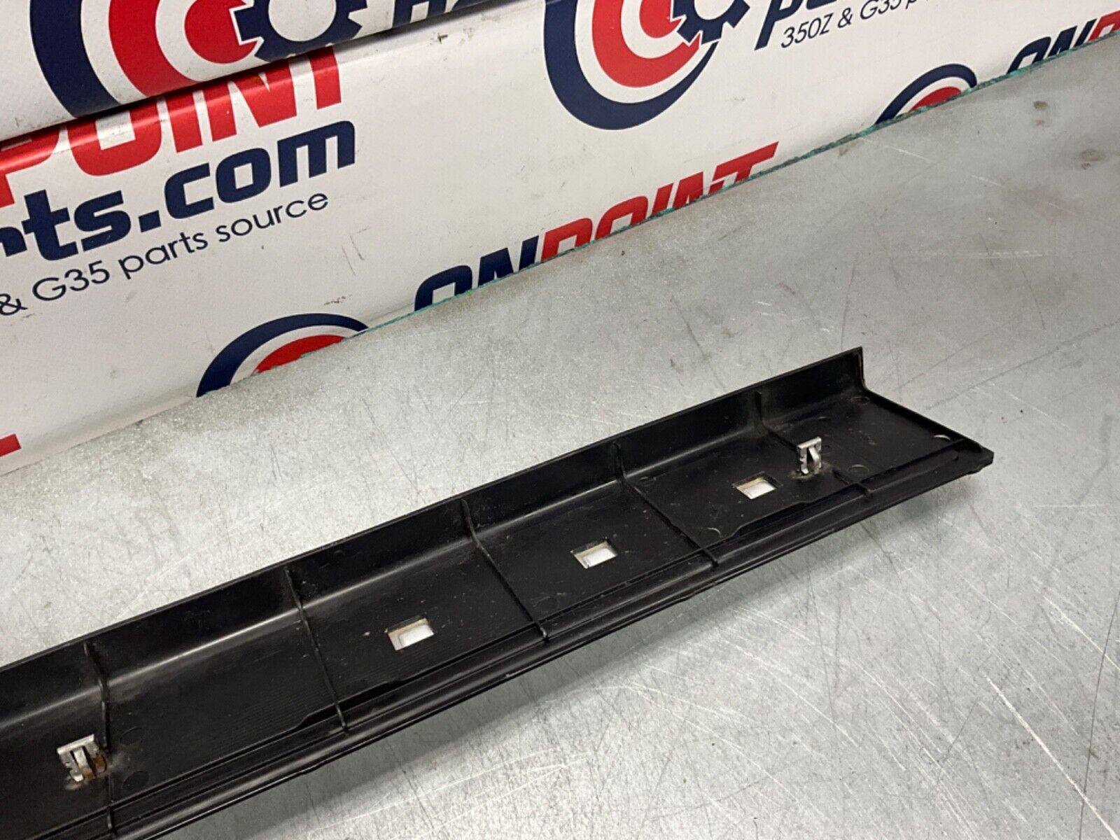 2004 Nissan Z33 350Z Passenger Right Door Threshold Kick Plate OEM 22BLCF7 - On Point Parts Inc