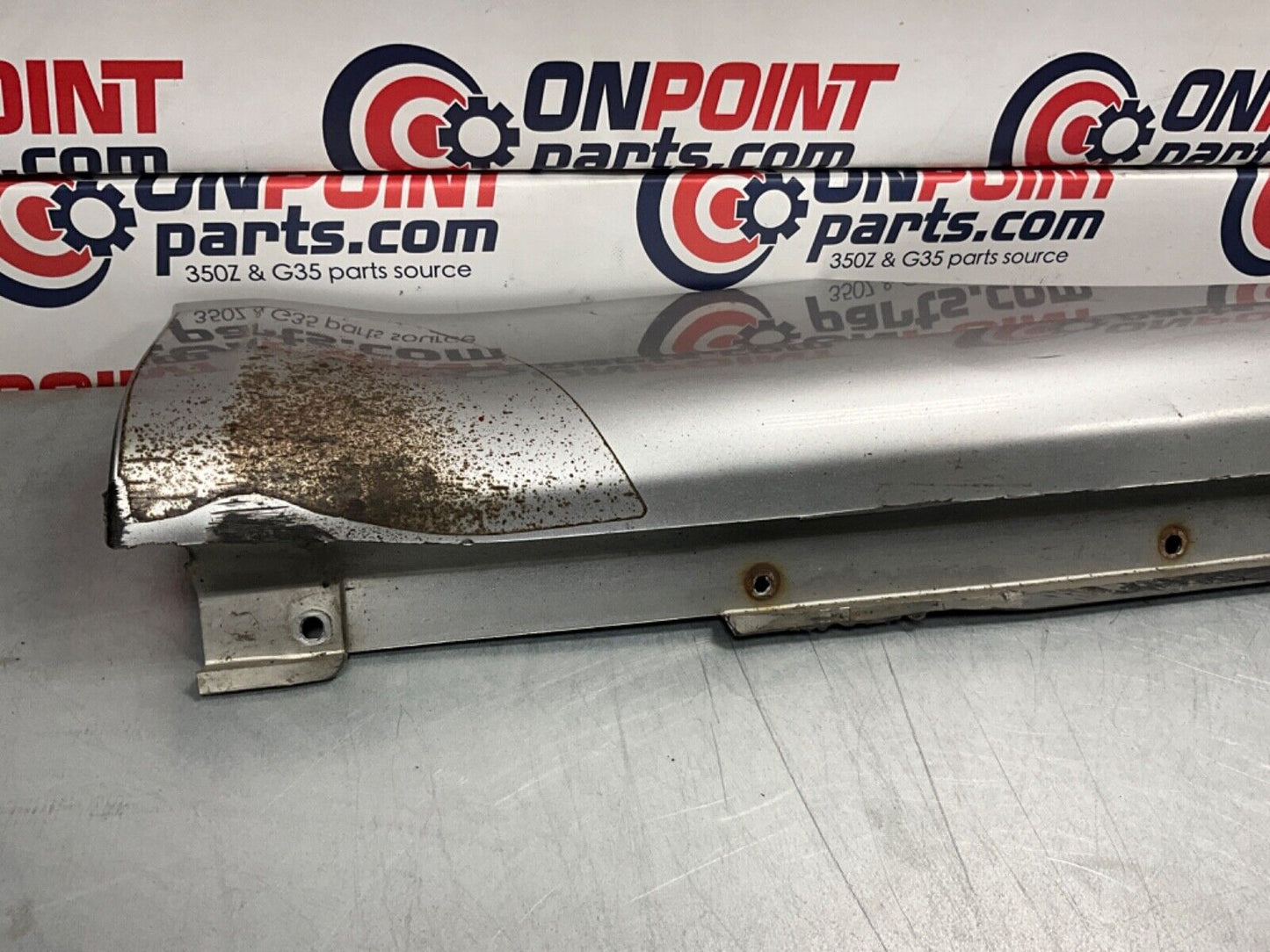 2004 Nissan Z33 350Z Passenger Right Side Skirt Rocker Panel OEM 22BLCF5 - On Point Parts Inc