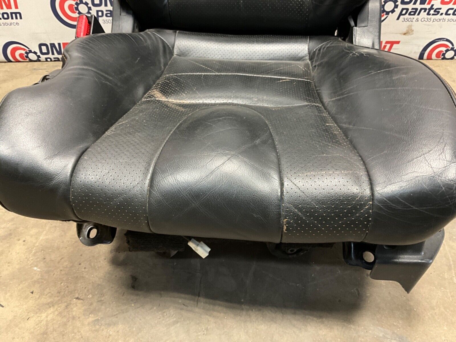 2004 Nissan Z33 350Z Driver Left Power Leather Seat with Switches OEM 22BLCF9 - On Point Parts Inc