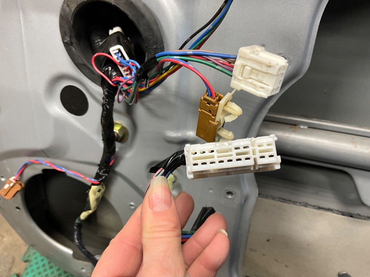 2004 Nissan Z33 350Z Passenger Right Door Shell OEM 22BLCF1 - On Point Parts Inc