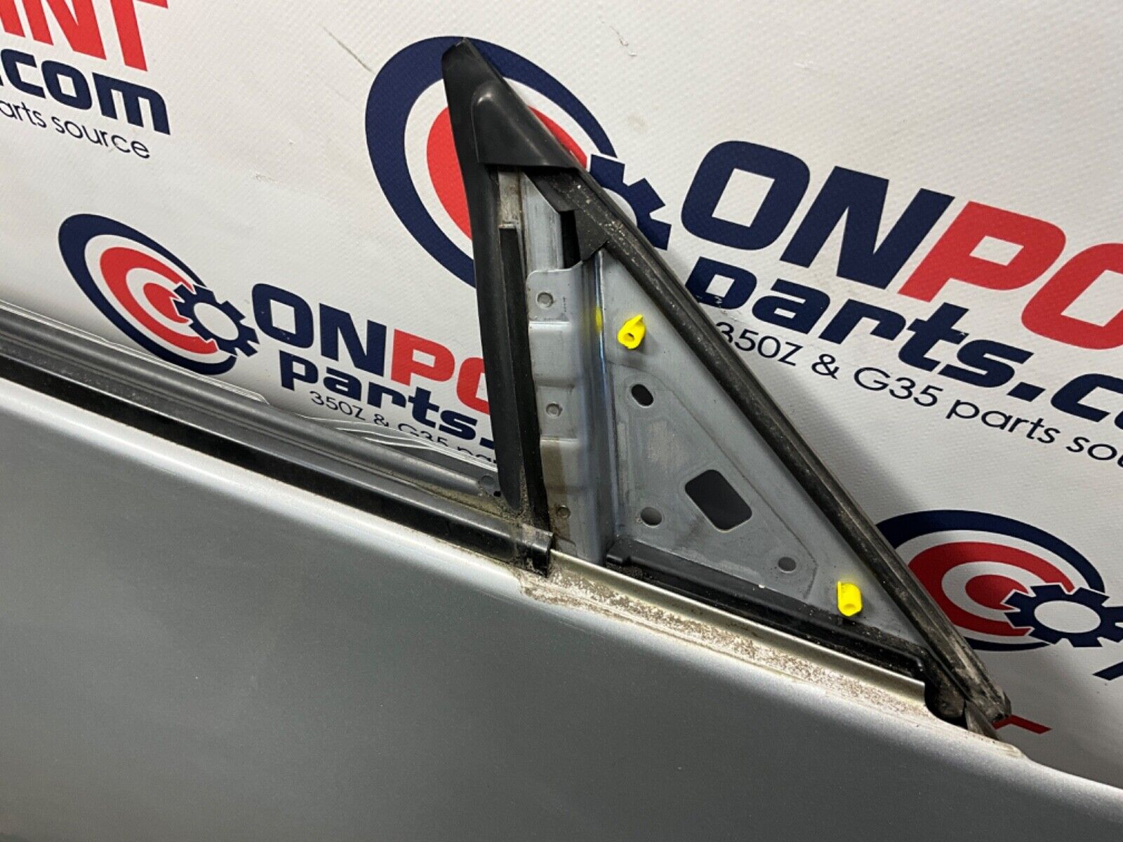 2004 Nissan Z33 350Z Passenger Right Door Shell OEM 22BLCF1 - On Point Parts Inc