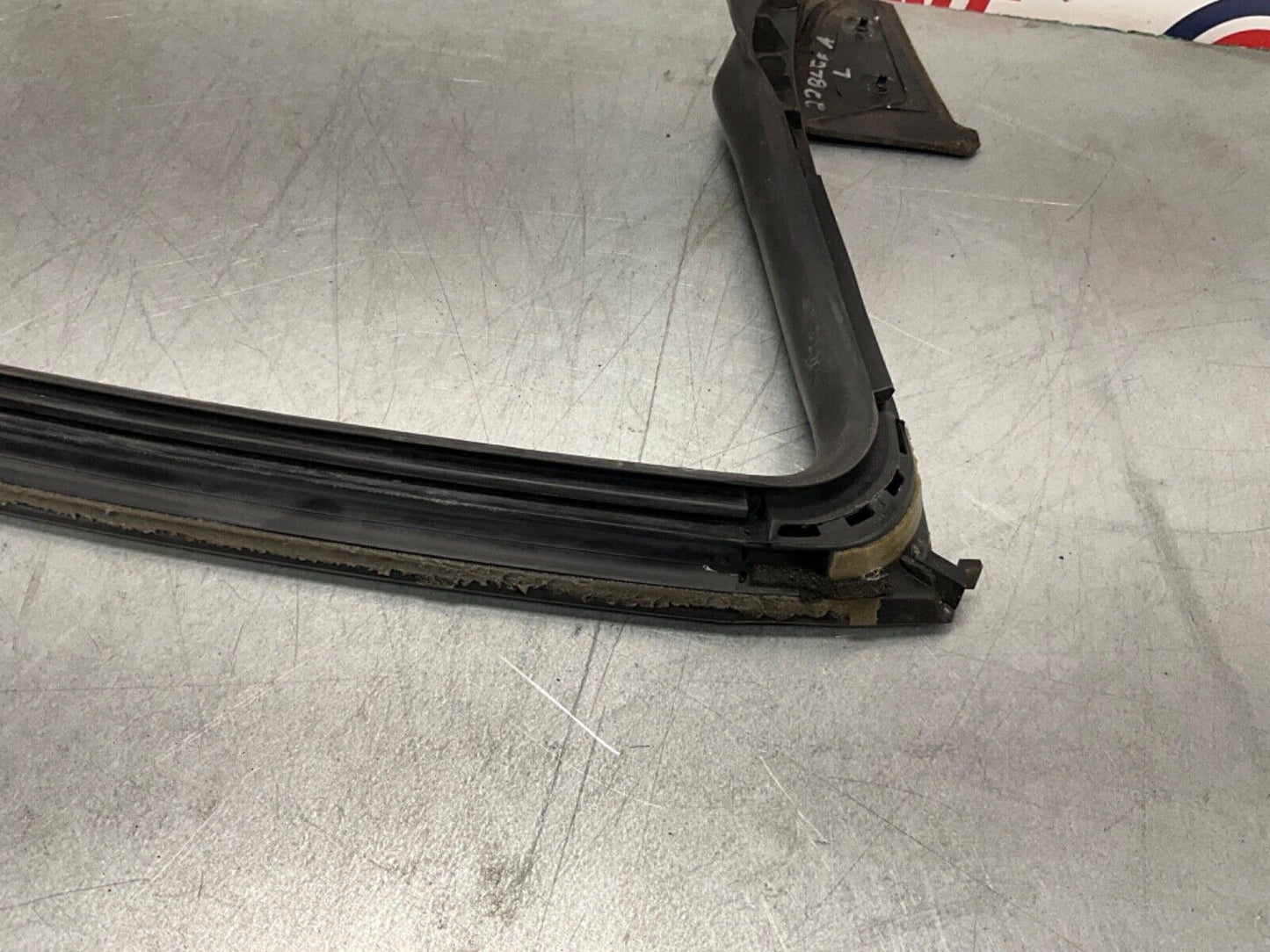 2004 Nissan Z33 350Z Driver Left Upper A Pillar Weatherstrip Seal OEM 22BLCFA - On Point Parts Inc