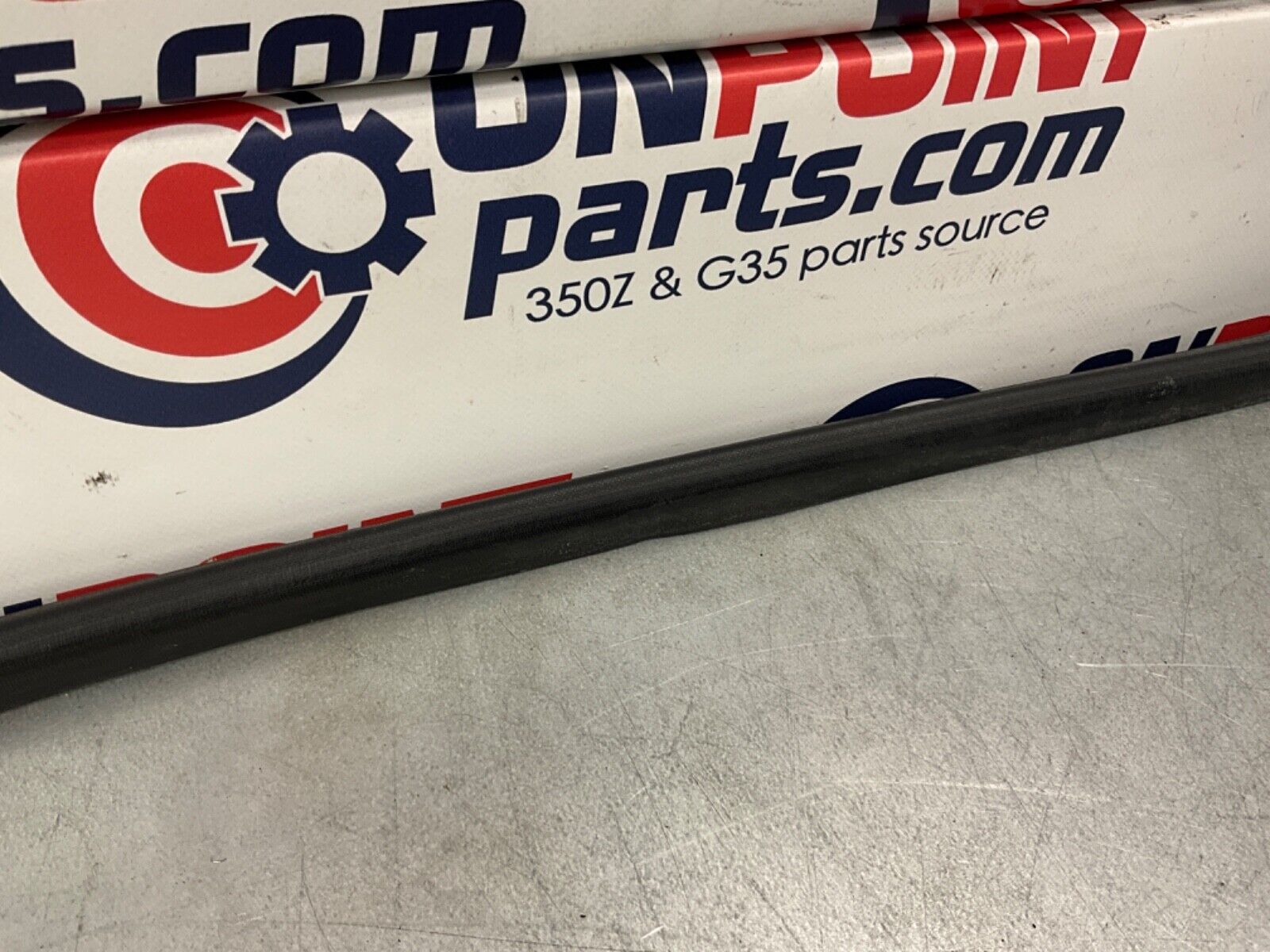 2004 Nissan Z33 350Z Driver Left Door Body Seal Weatherstrip OEM 22BLCFA - On Point Parts Inc