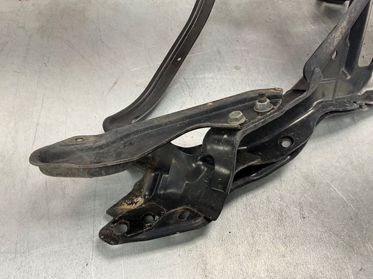 2004 Nissan Z33 350Z Passenger Right Headlight Bracket Basket OEM 22BLCF3 - On Point Parts Inc