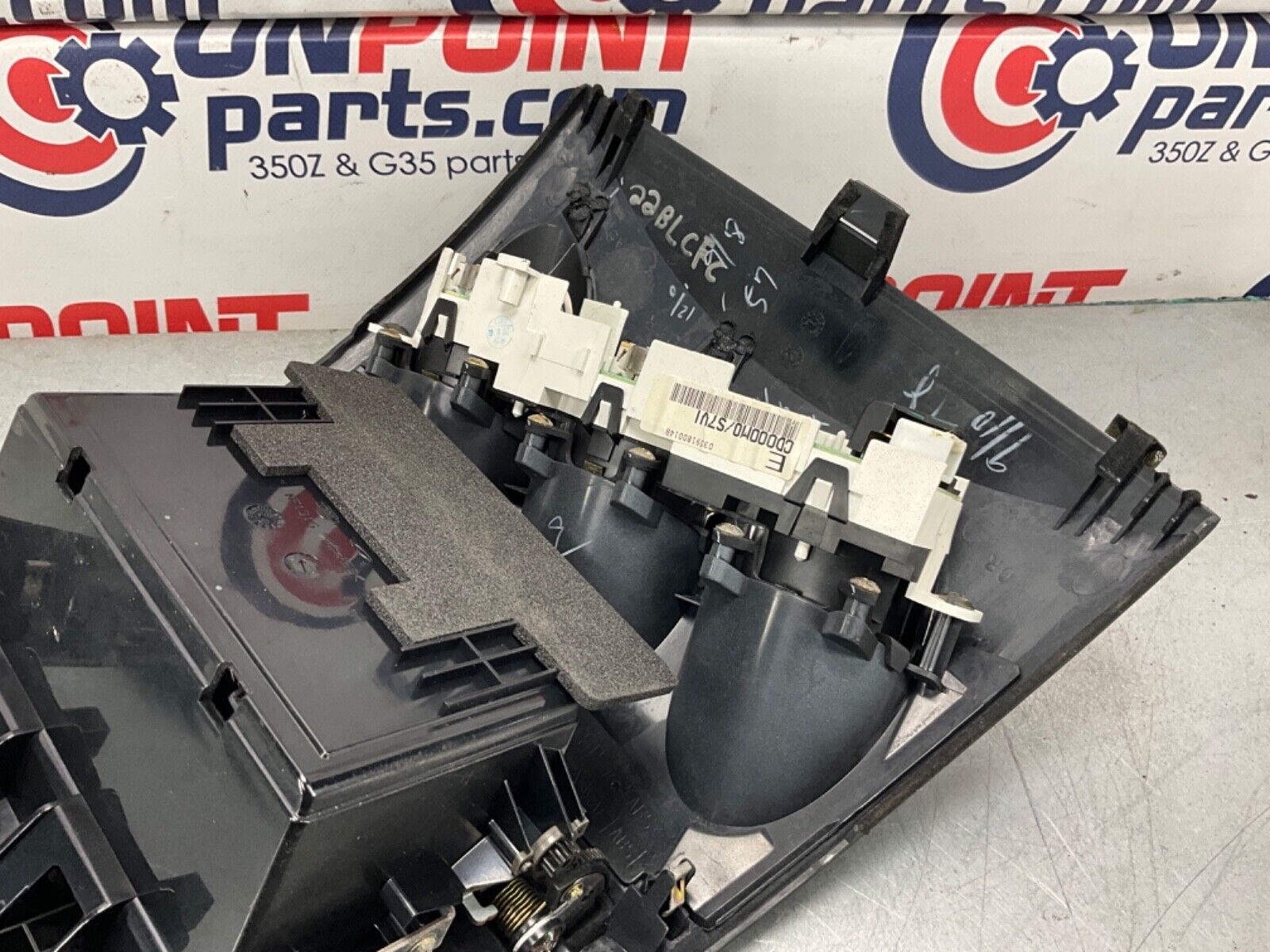 2004 Nissan Z33 350Z Center Dash Panel Storage Instrument Cluster OEM 22BLCF7 - On Point Parts Inc