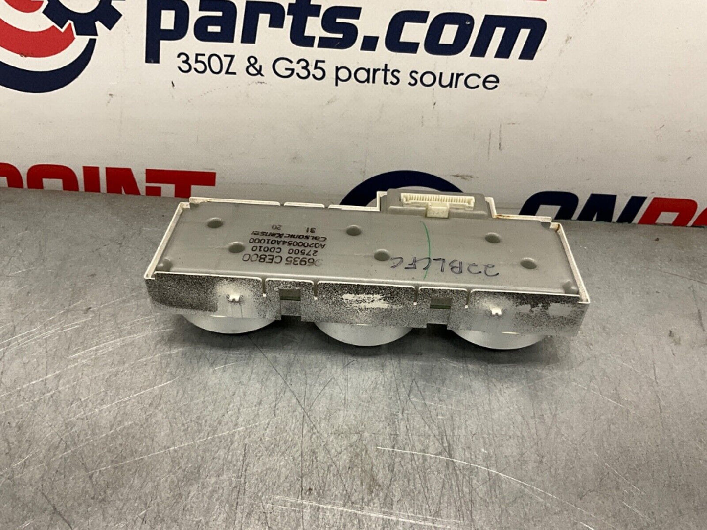 2004 Nissan Z33 350ZAC Climate Control Switches 27500 OEM 22BLCFC - On Point Parts Inc