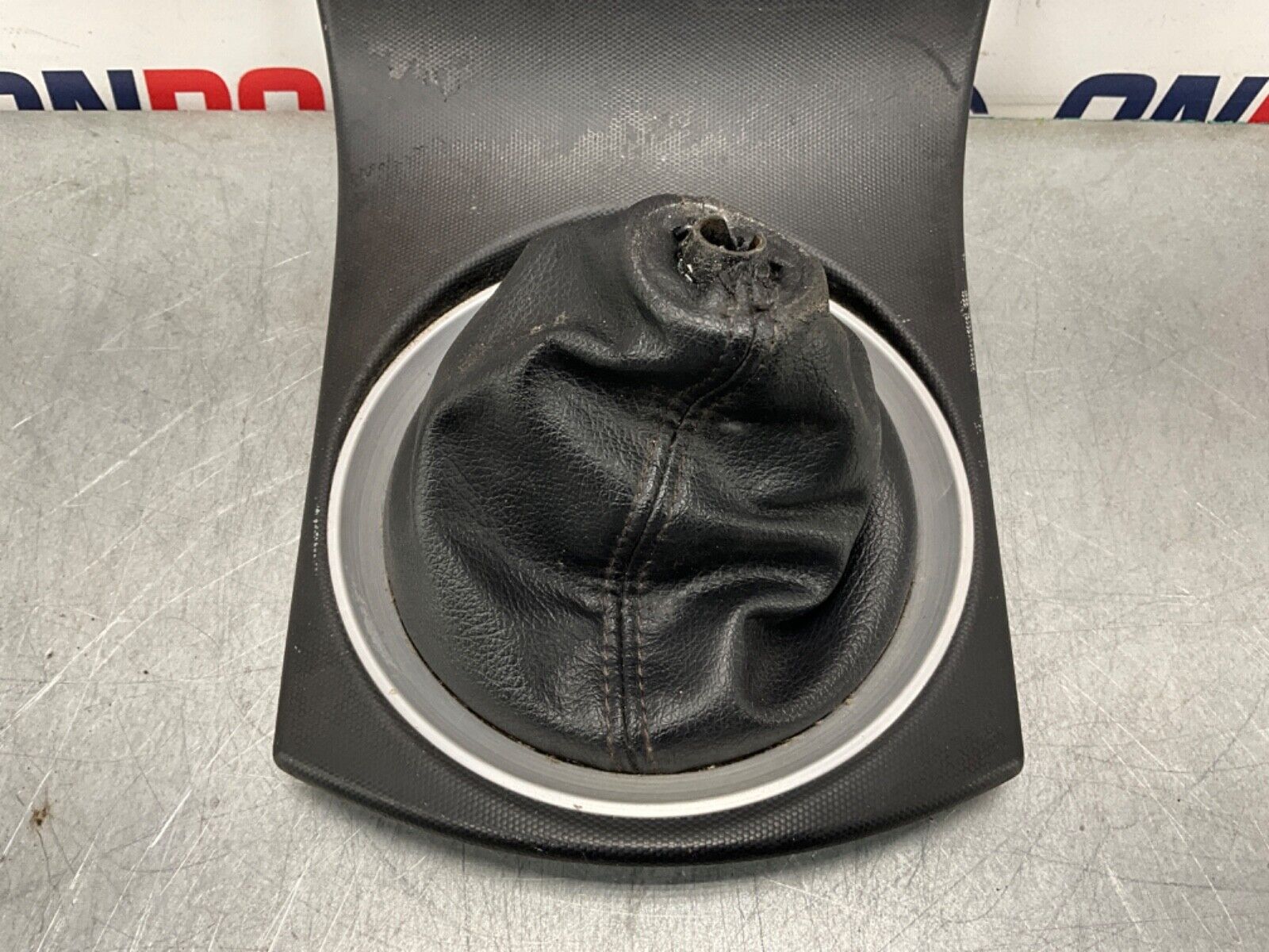 2004 Nissan Z33 350Z Manual Gear Shifter Boot Bezel Trim OEM 22BLCFC - On Point Parts Inc