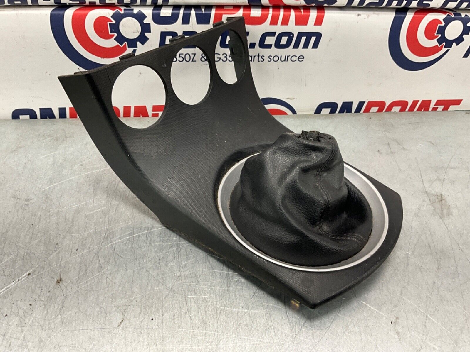 2004 Nissan Z33 350Z Manual Gear Shifter Boot Bezel Trim OEM 22BLCFC - On Point Parts Inc