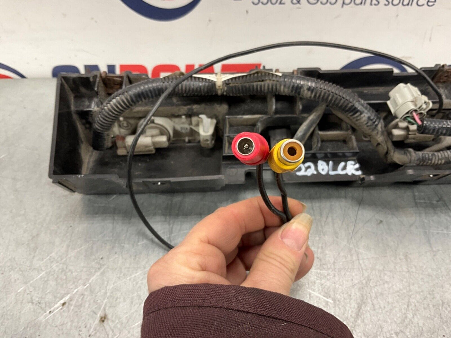 2004 Nissan Z33 350Z Trunk Opener Licence Plate Light with Camera OEM 22BLCFI - On Point Parts Inc