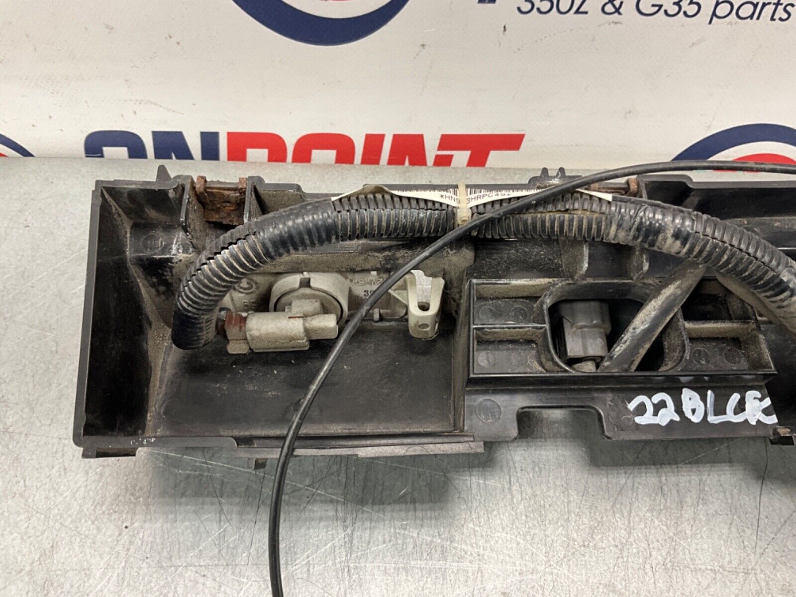 2004 Nissan Z33 350Z Trunk Opener Licence Plate Light with Camera OEM 22BLCFI - On Point Parts Inc