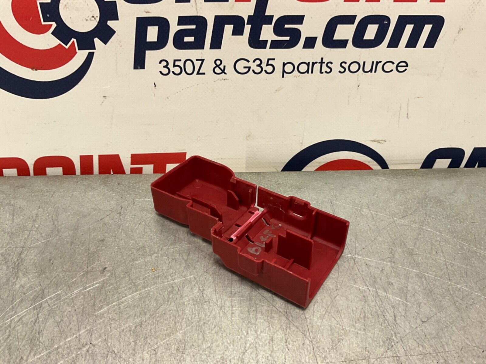 2004 Nissan Z33 350Z Positive Battery Connector Cover OEM 22BLCFC - On Point Parts Inc