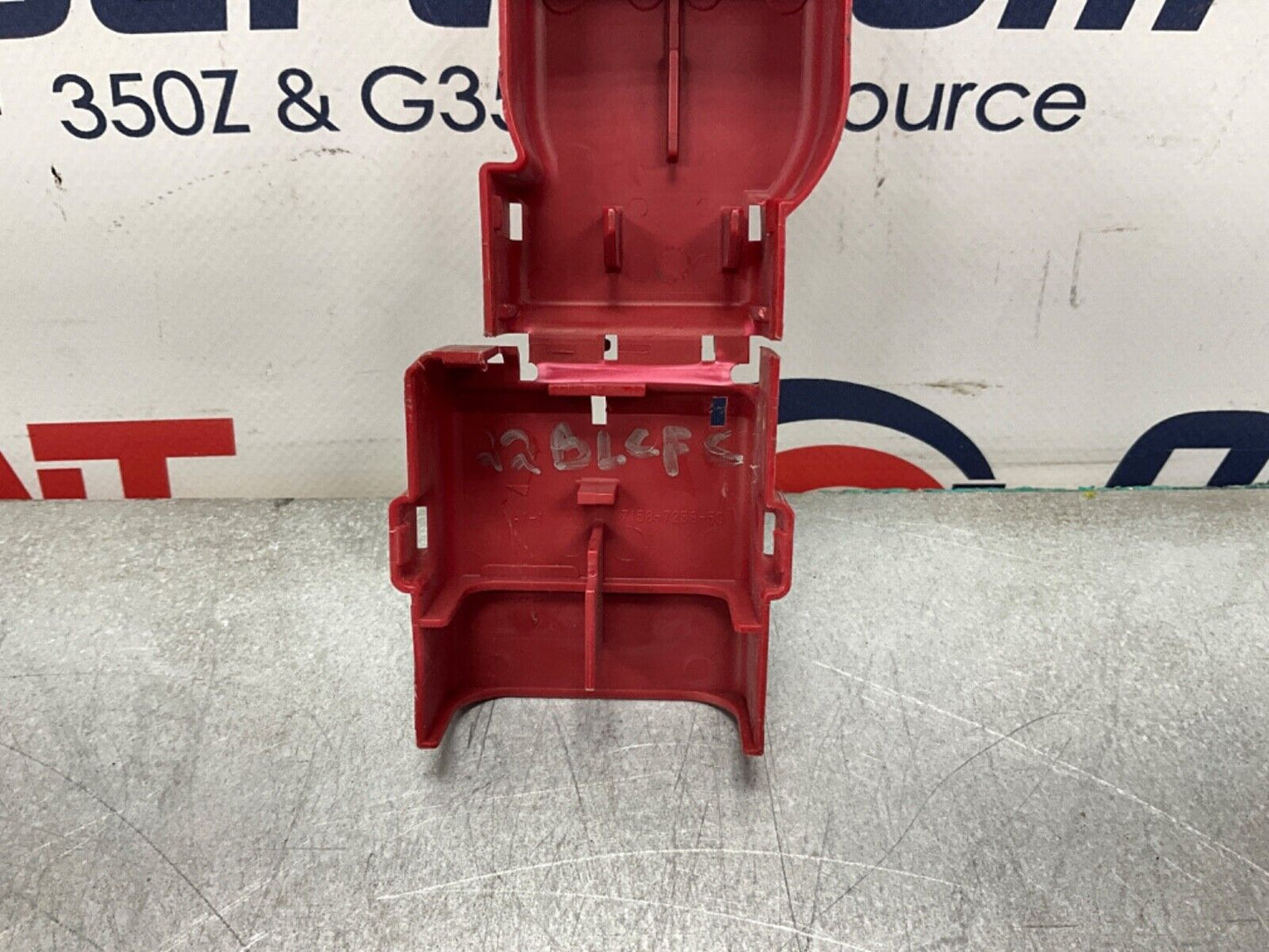 2004 Nissan Z33 350Z Positive Battery Connector Cover OEM 22BLCFC - On Point Parts Inc