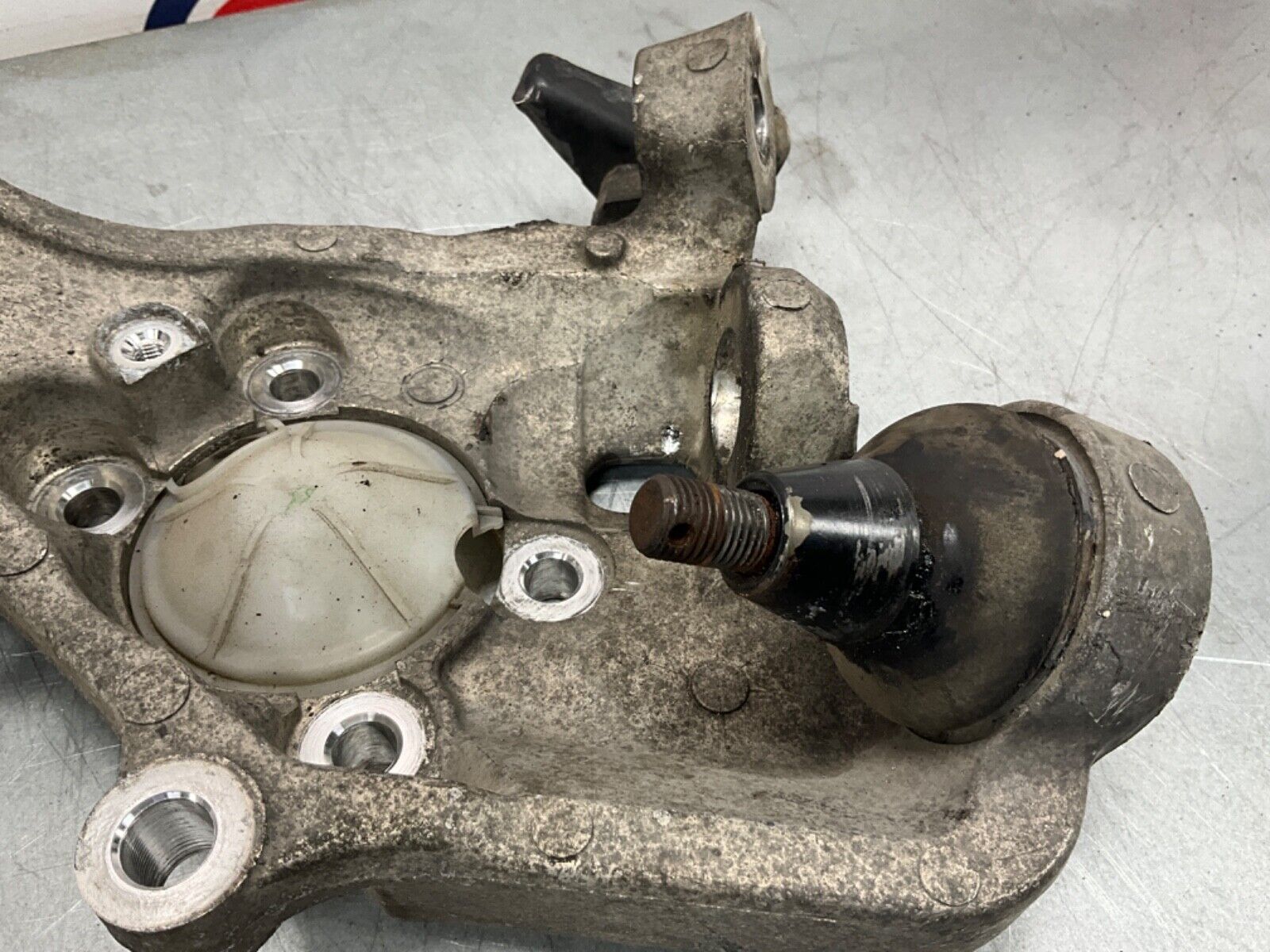 2004 Nissan Z33 350Z Passenger Right Steering Knuckle Spindle OEM 22BLCFK - On Point Parts Inc