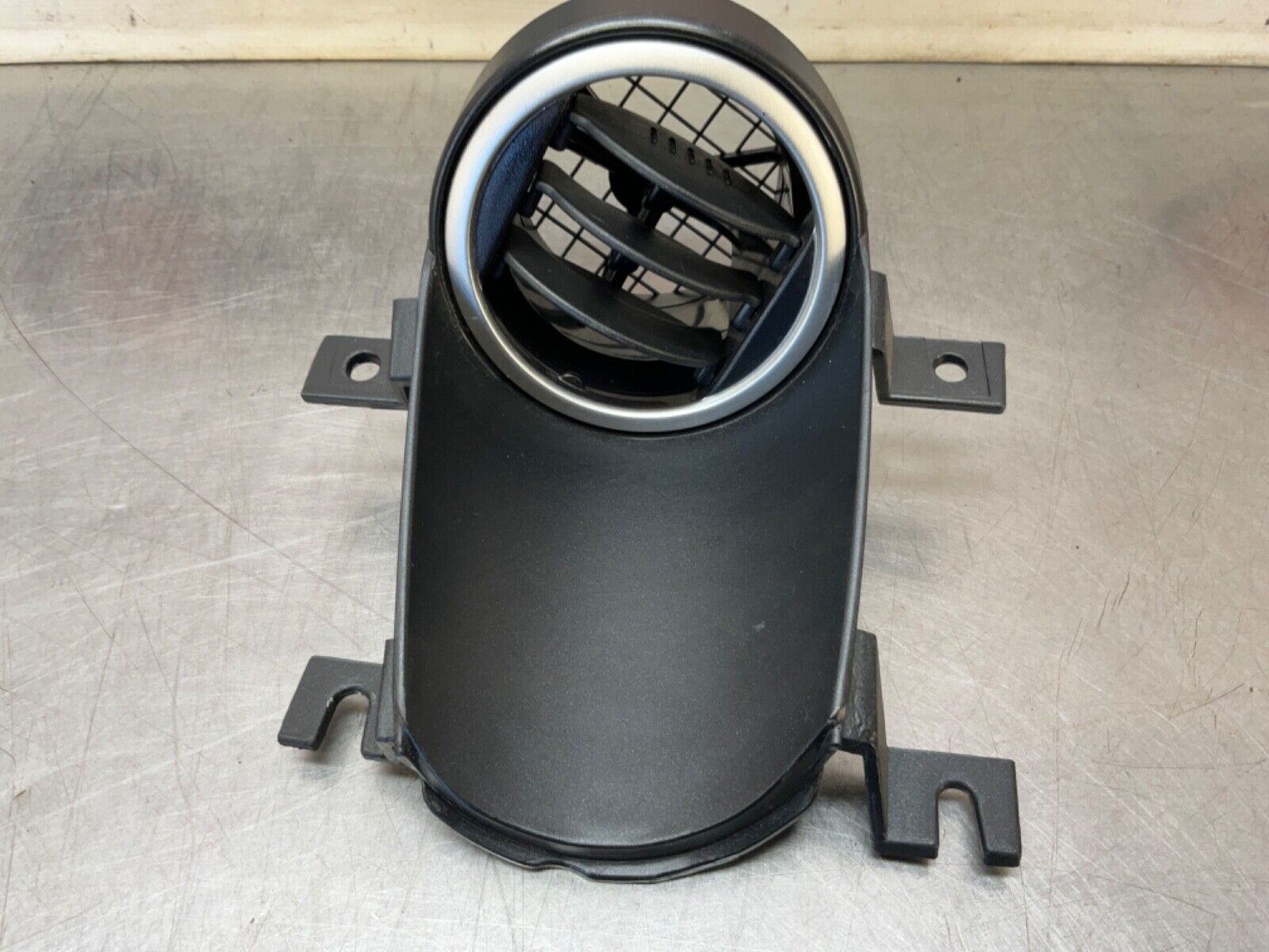 2004 Nissan Z33 350Z Passenger Right Door Vent Trim 80964 OEM 22BLCFE - On Point Parts Inc