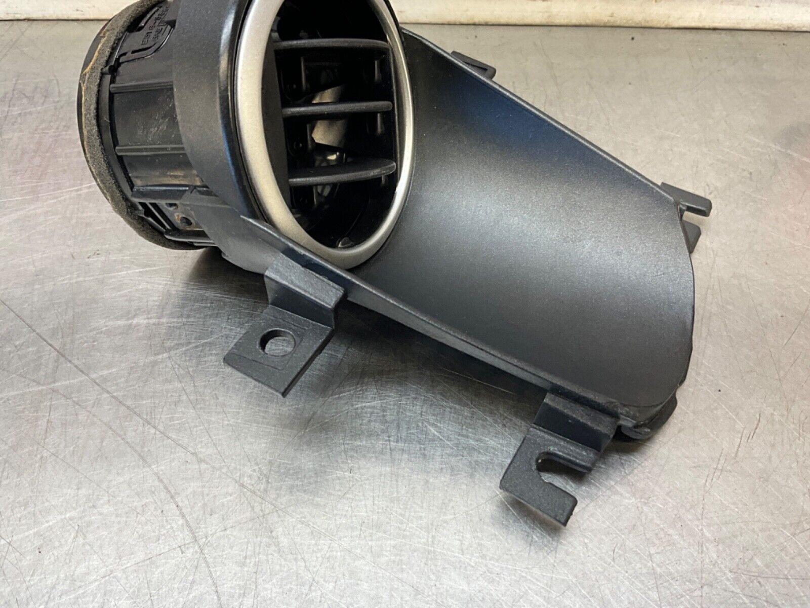 2004 Nissan Z33 350Z Passenger Right Door Vent Trim 80964 OEM 22BLCFE - On Point Parts Inc