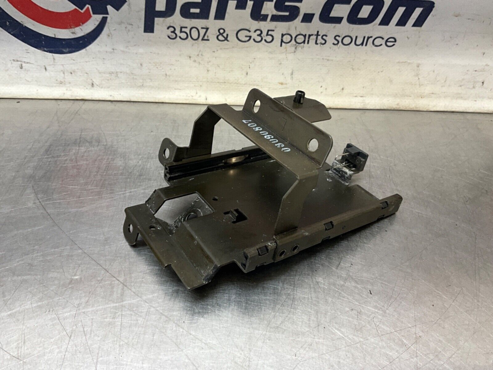 2004 Nissan Z33 350Z Passenger Right Dash Cup Holder Mount Bracket OEM 22BLCFE - On Point Parts Inc