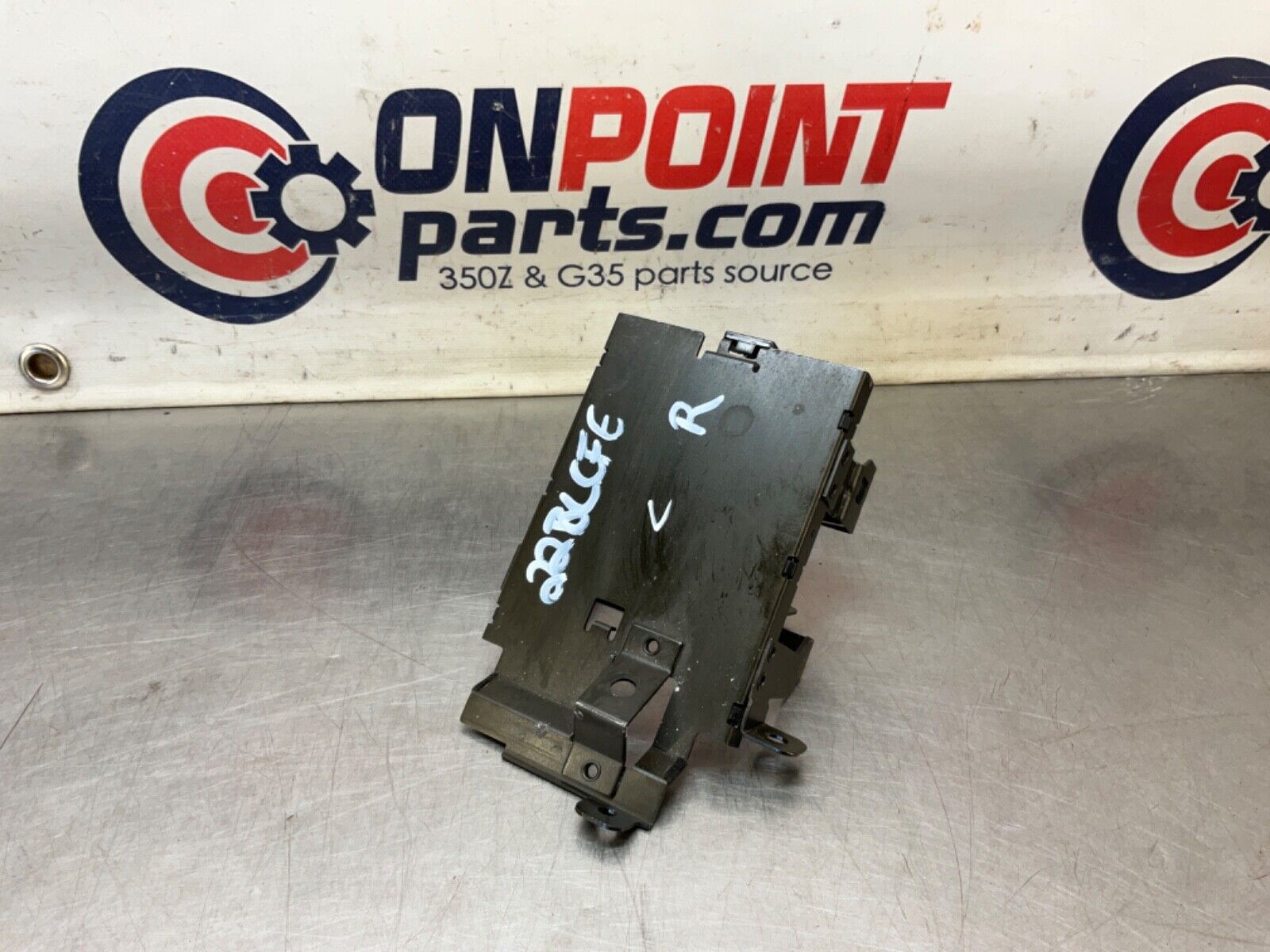 2004 Nissan Z33 350Z Passenger Right Dash Cup Holder Mount Bracket OEM 22BLCFE - On Point Parts Inc