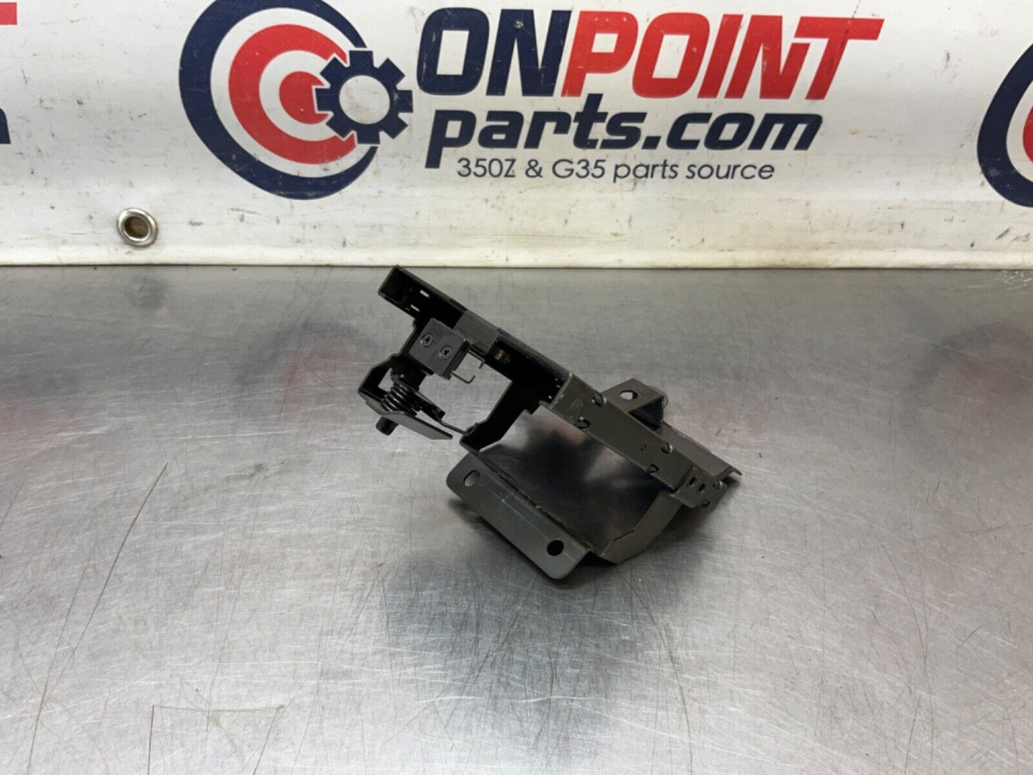 2004 Nissan Z33 350Z Passenger Right Dash Cup Holder Mount Bracket OEM 22BLCFE - On Point Parts Inc